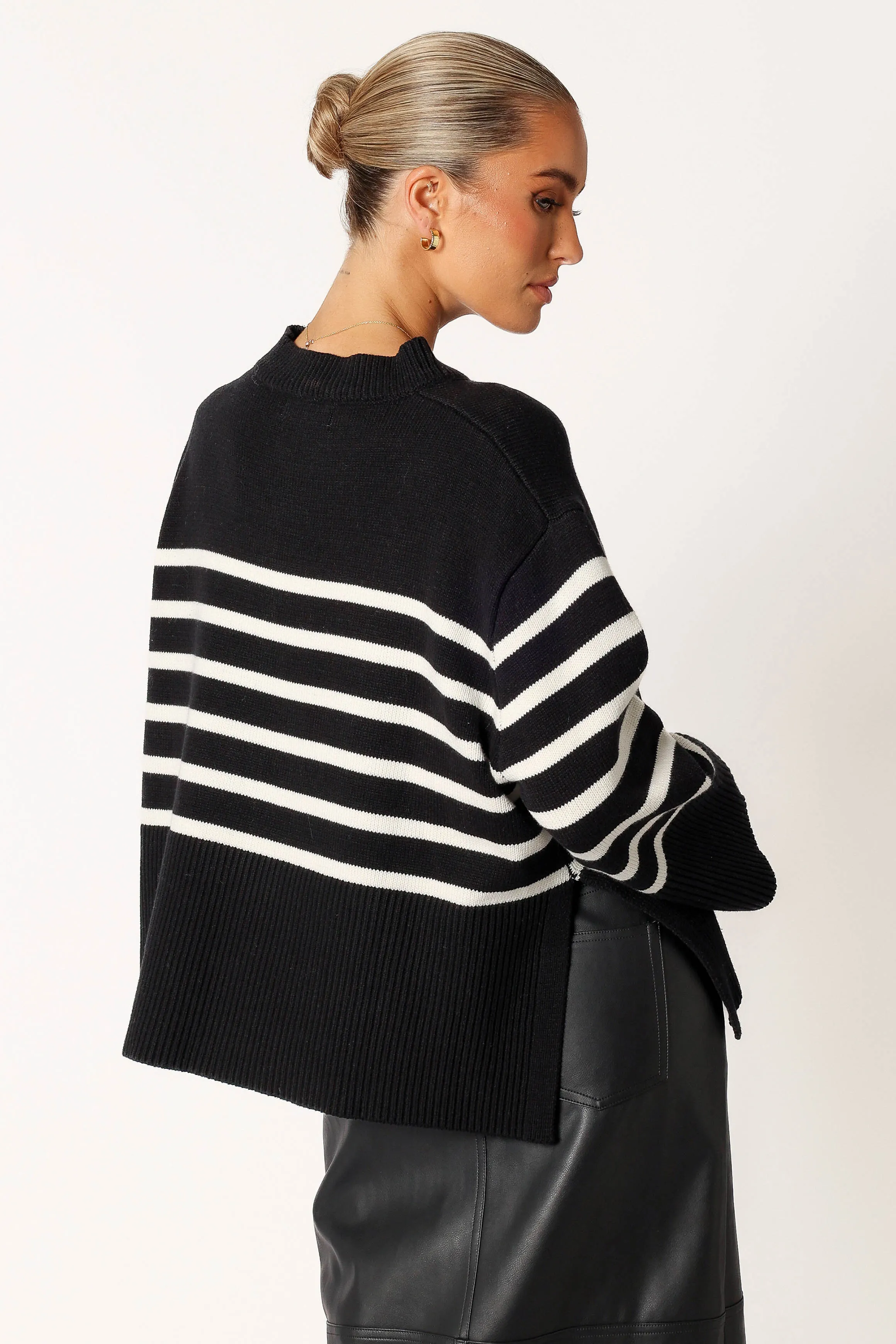 Avalynn Striped Knit Sweater - Black White