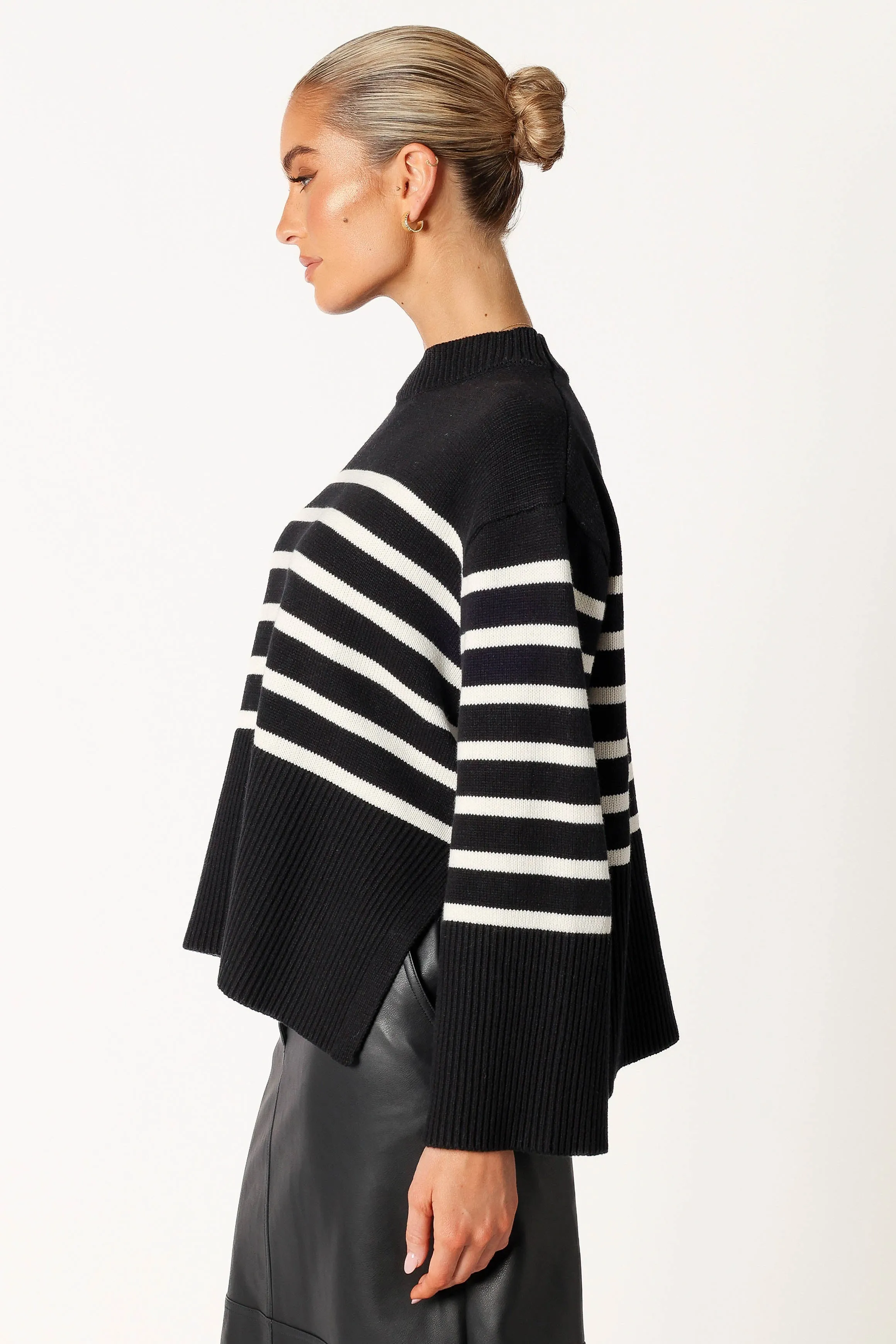 Avalynn Striped Knit Sweater - Black White