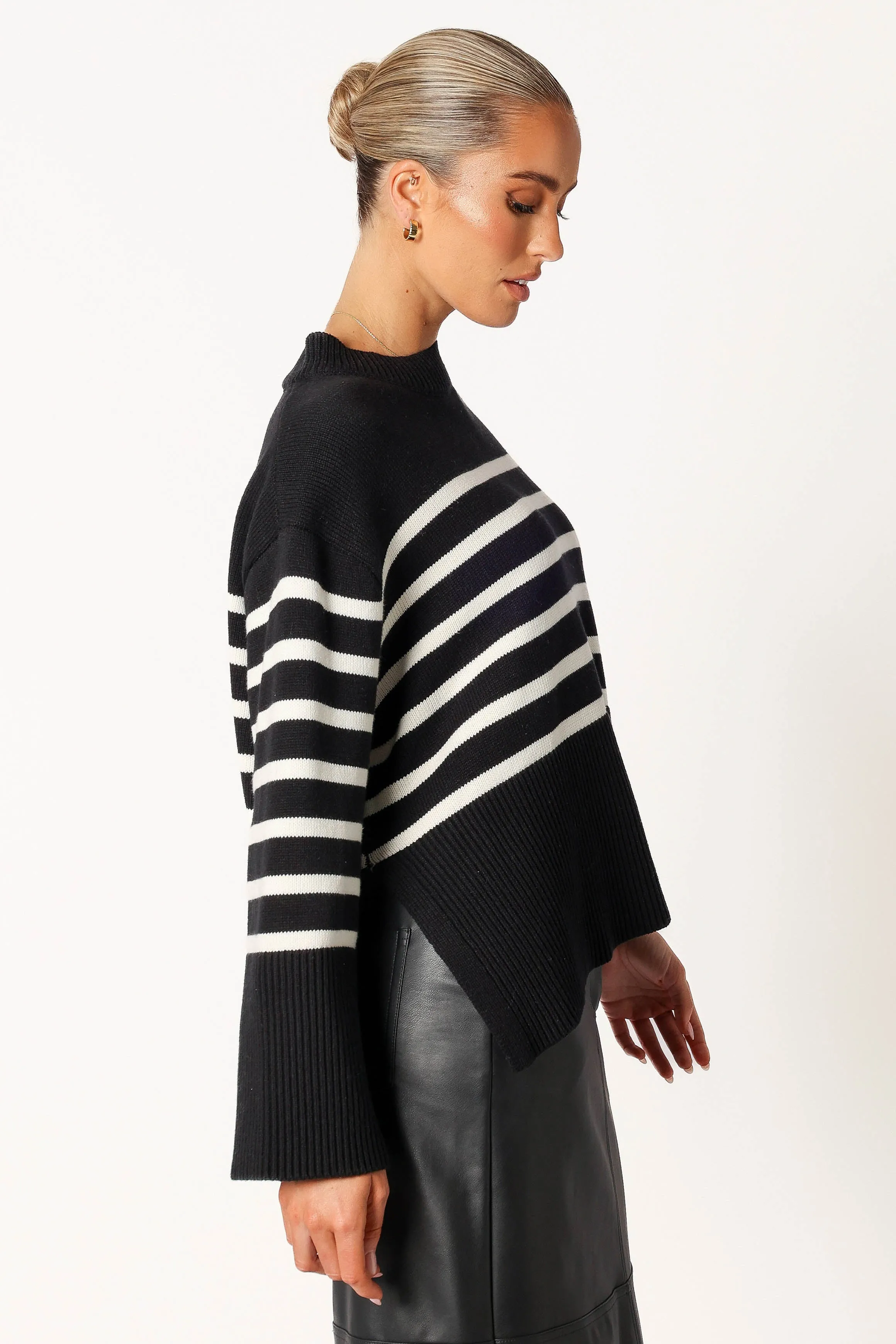 Avalynn Striped Knit Sweater - Black White