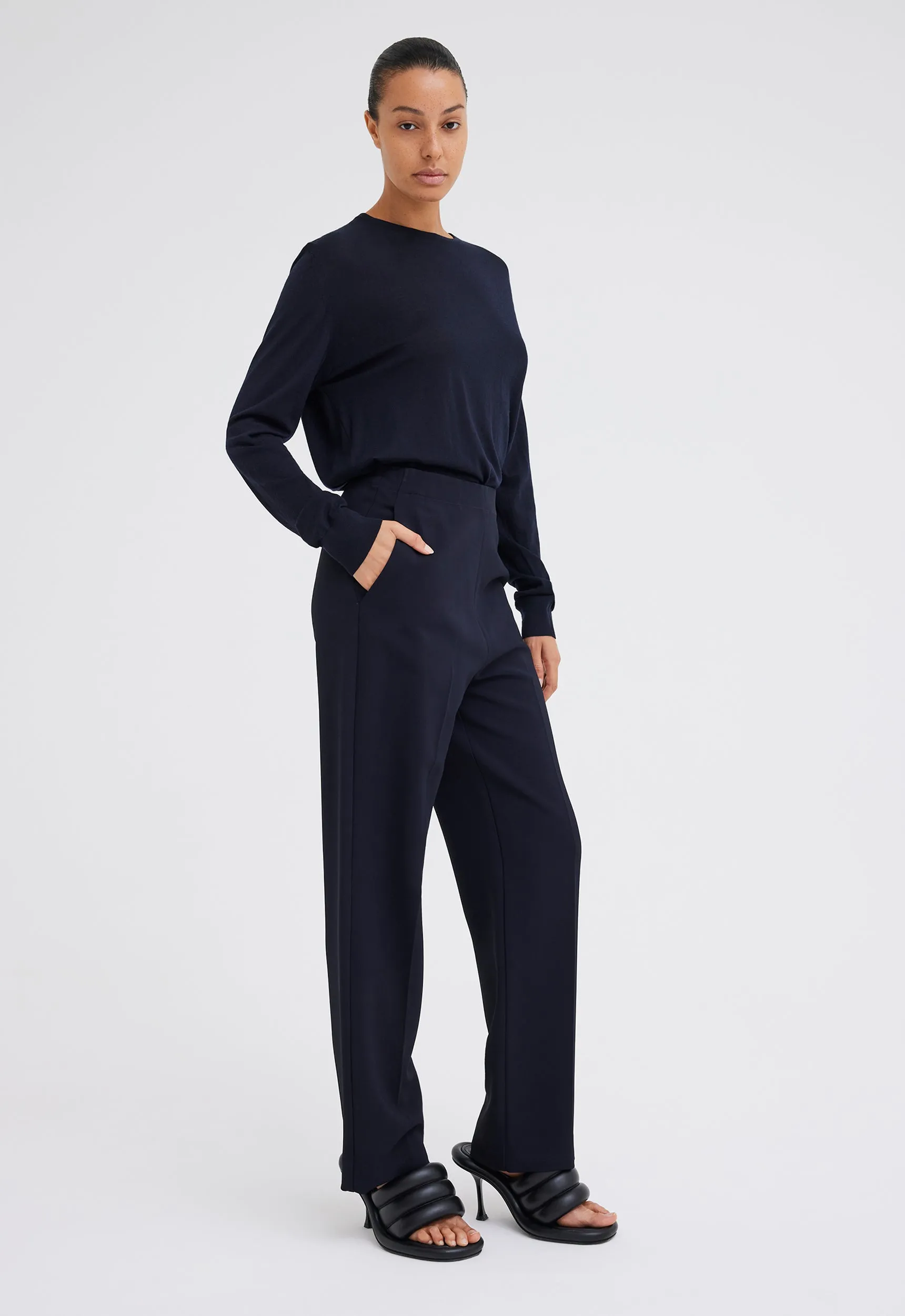 Enzo Italian Crepe Pant - Navy