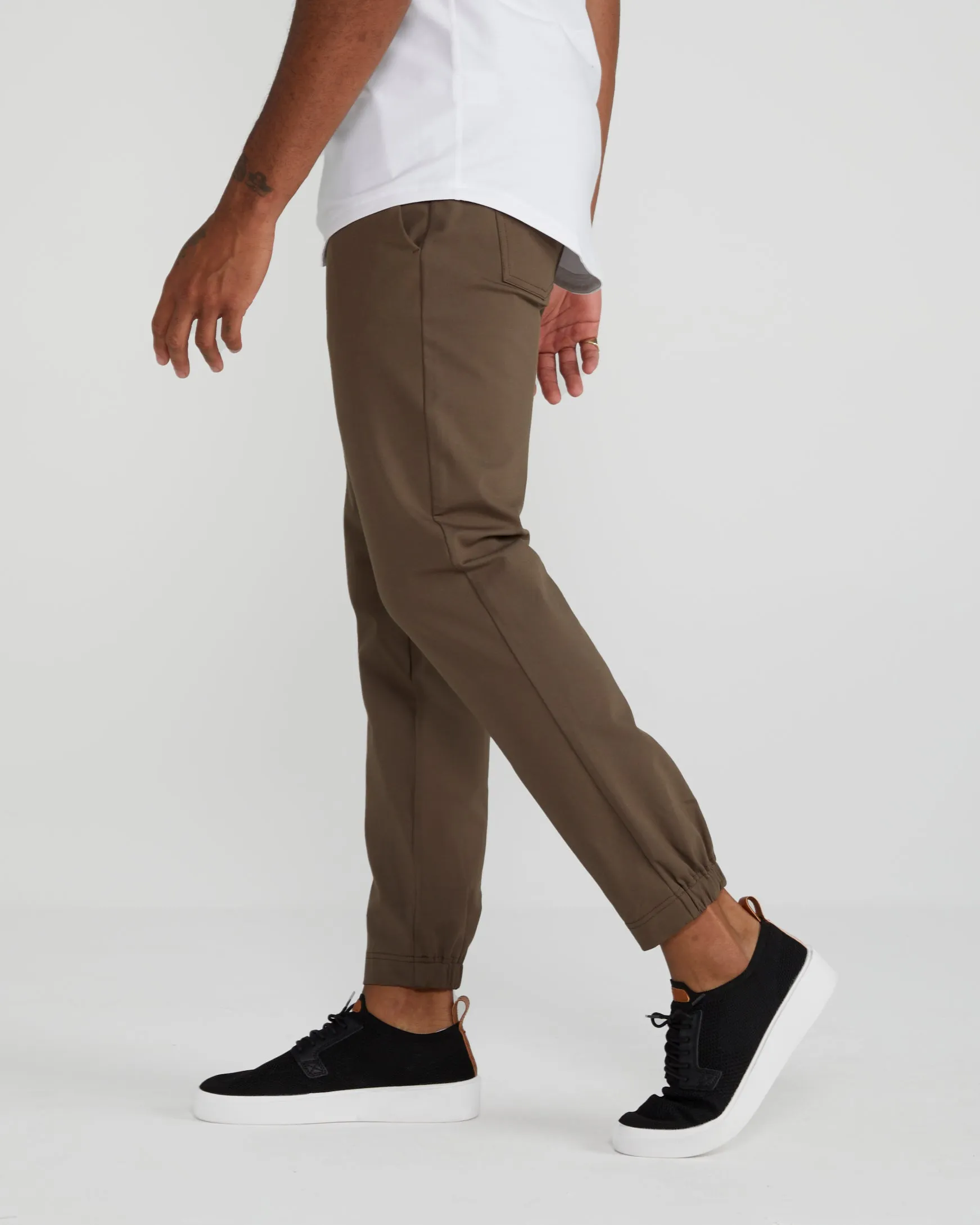 Everyday Jogger Pant <!-- Size 32 -->