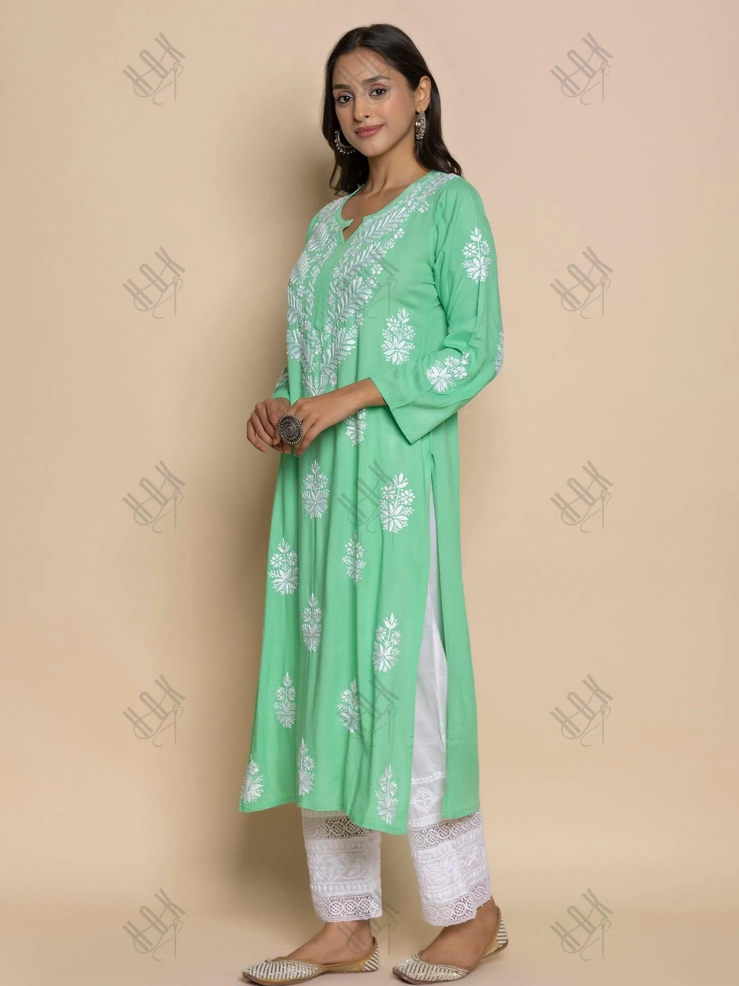 Fizaa chikankari Kurta in Sea Green