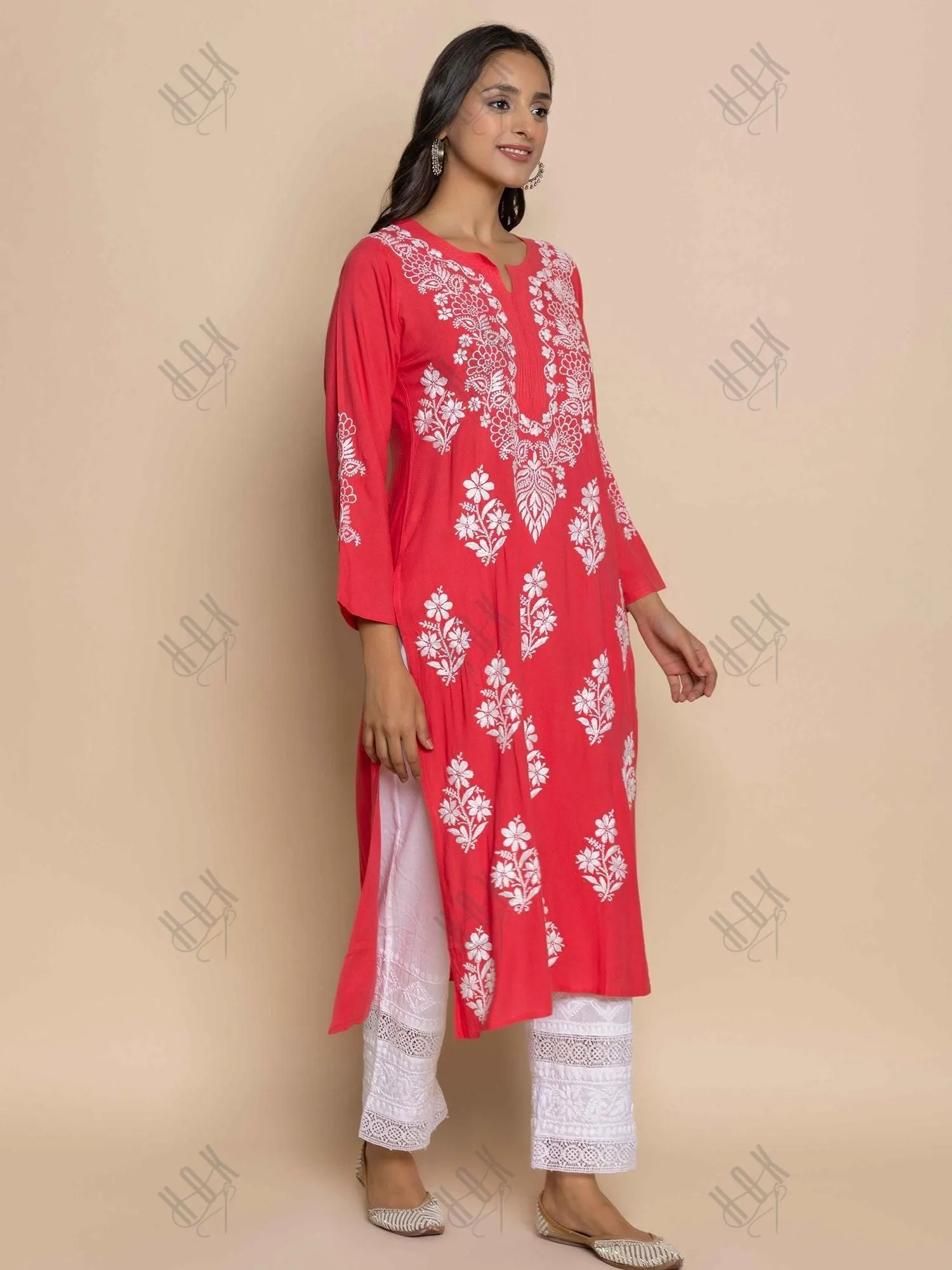 Fizaa Hand Embroidered Chikankari Kurta in Red