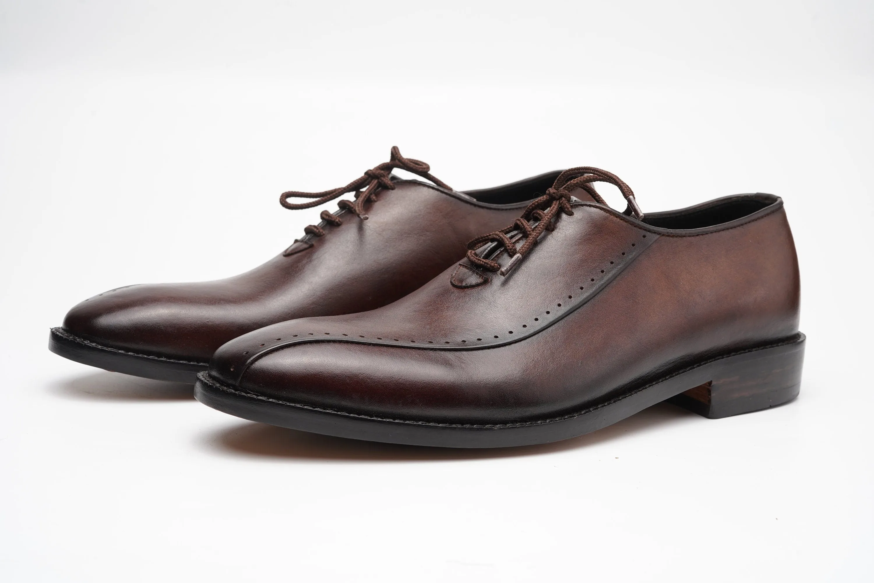 Handmade Brown Hand Dyed, Hand Stitched Plain Oxford Shoes Made of full Grain Natural Crust leather With Leather Sole