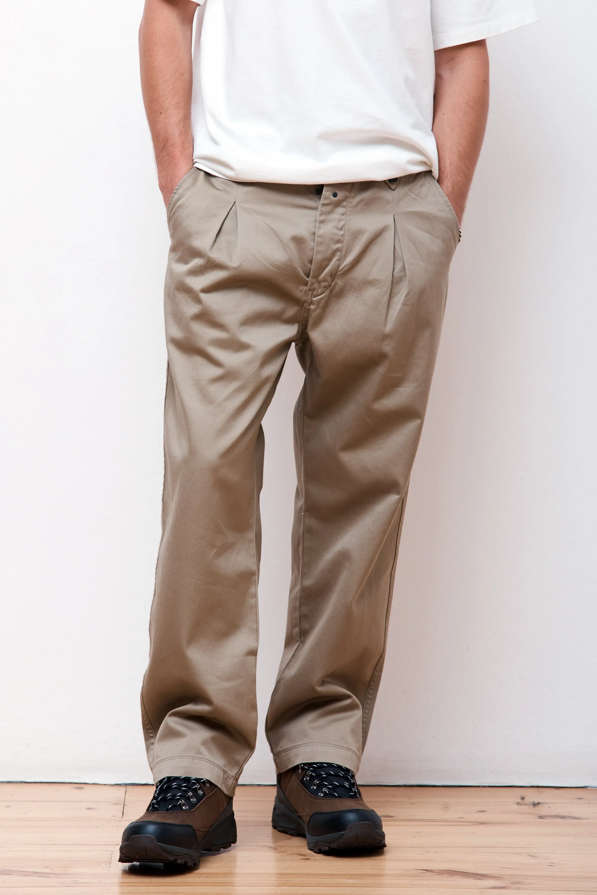 Inverted Pleat Pants Khaki