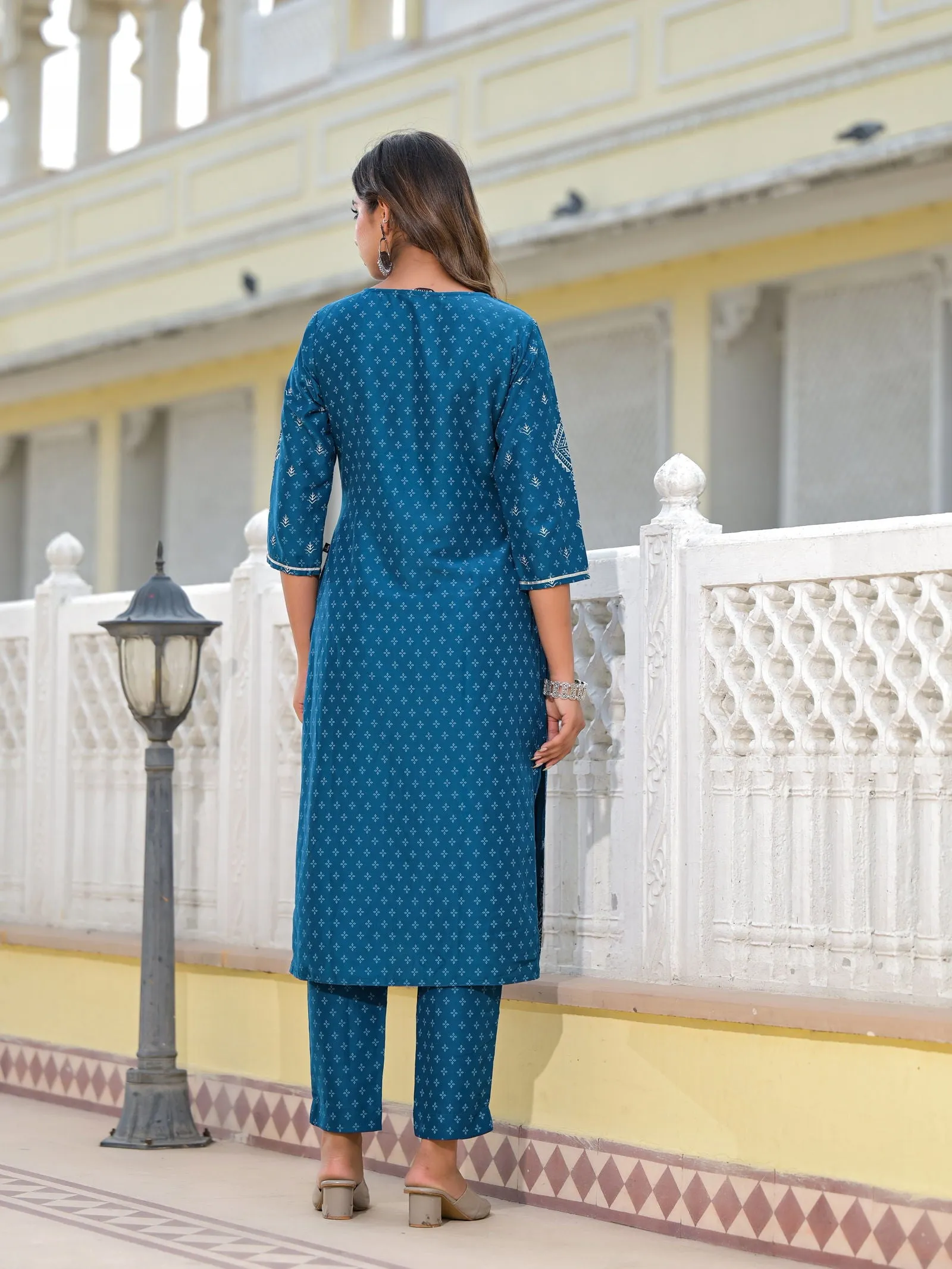 Juniper Blue Geometric Printed Viscose Kurta, Pant And Dupatta Set With With Mirror Work