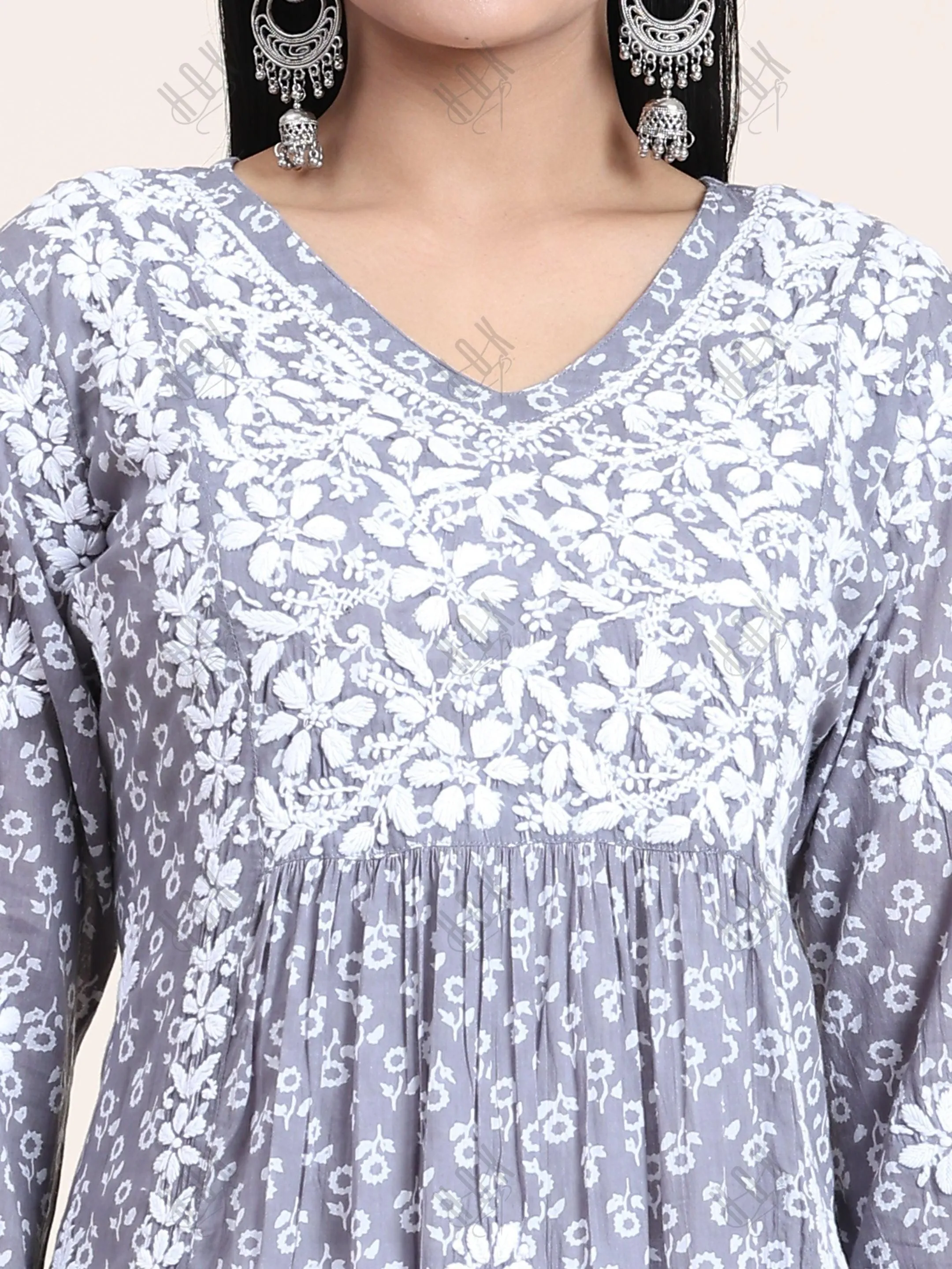 Noor Mul Printed Hand Embroidery Chikankari Kurta- Grey