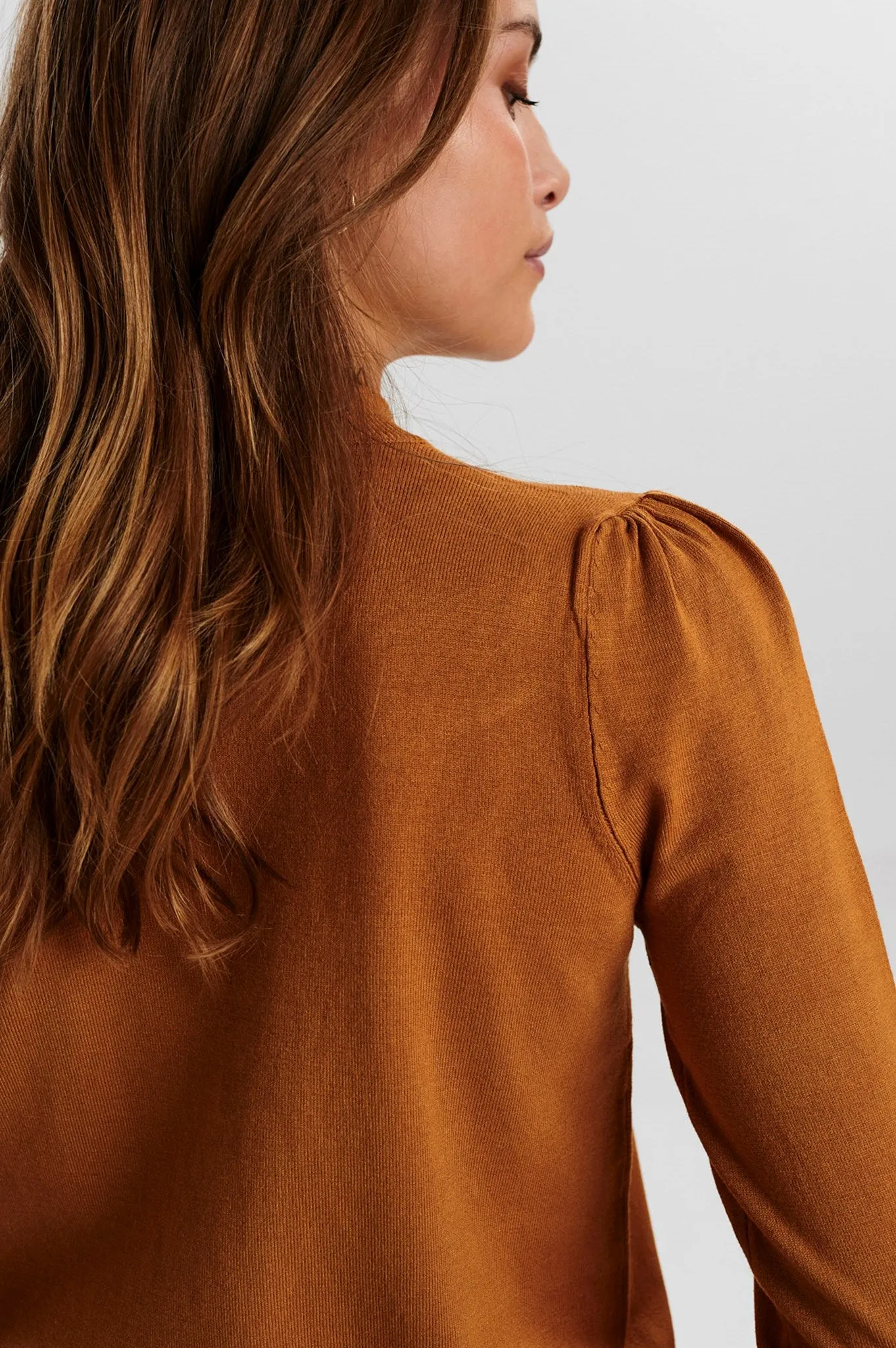 NUBAOJIN PULLOVER - NOOS - Cathay Spice