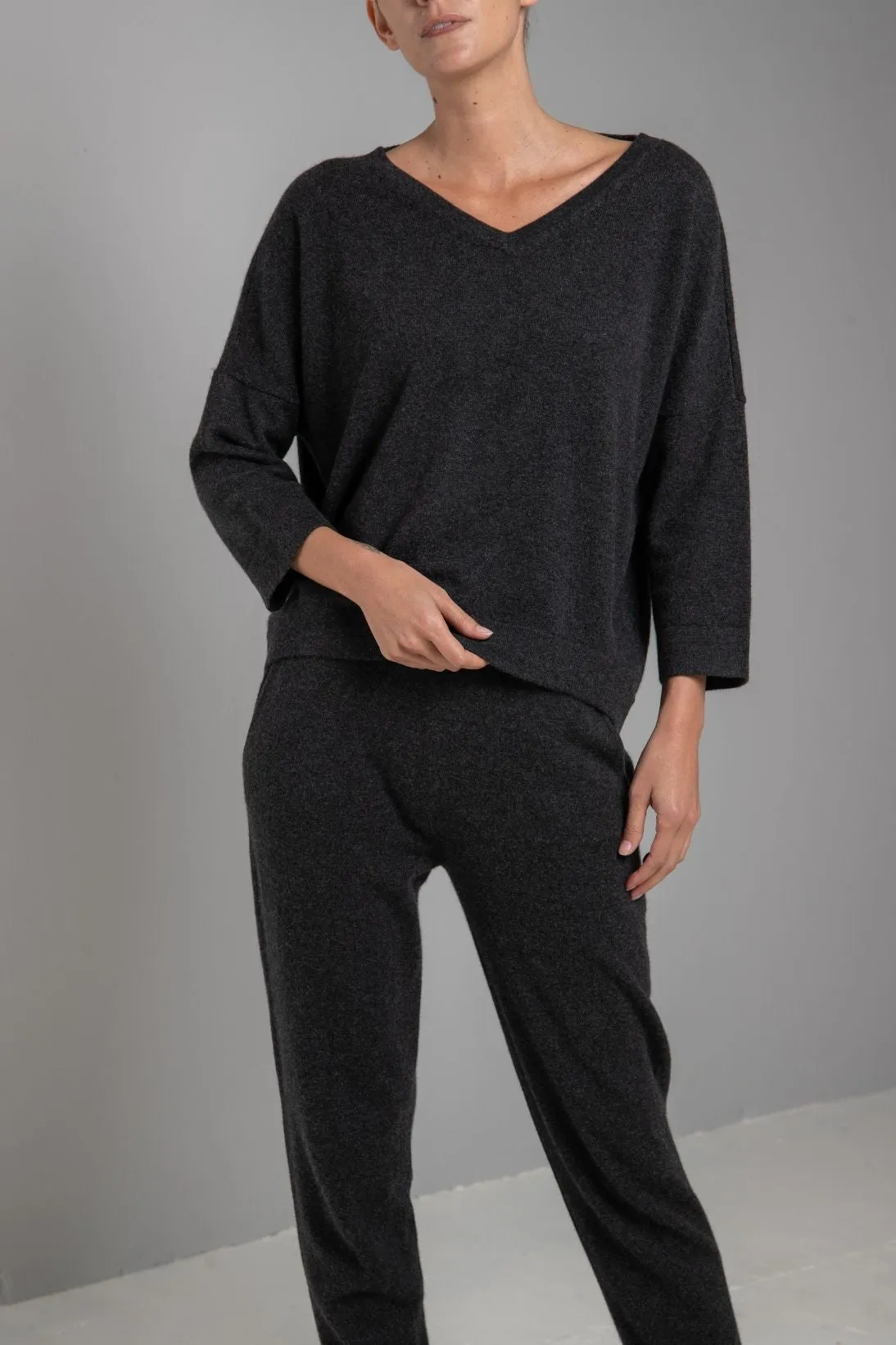 RECYCLED CASHMERE 3/4 SLEEVE V-NECK DOLMAN