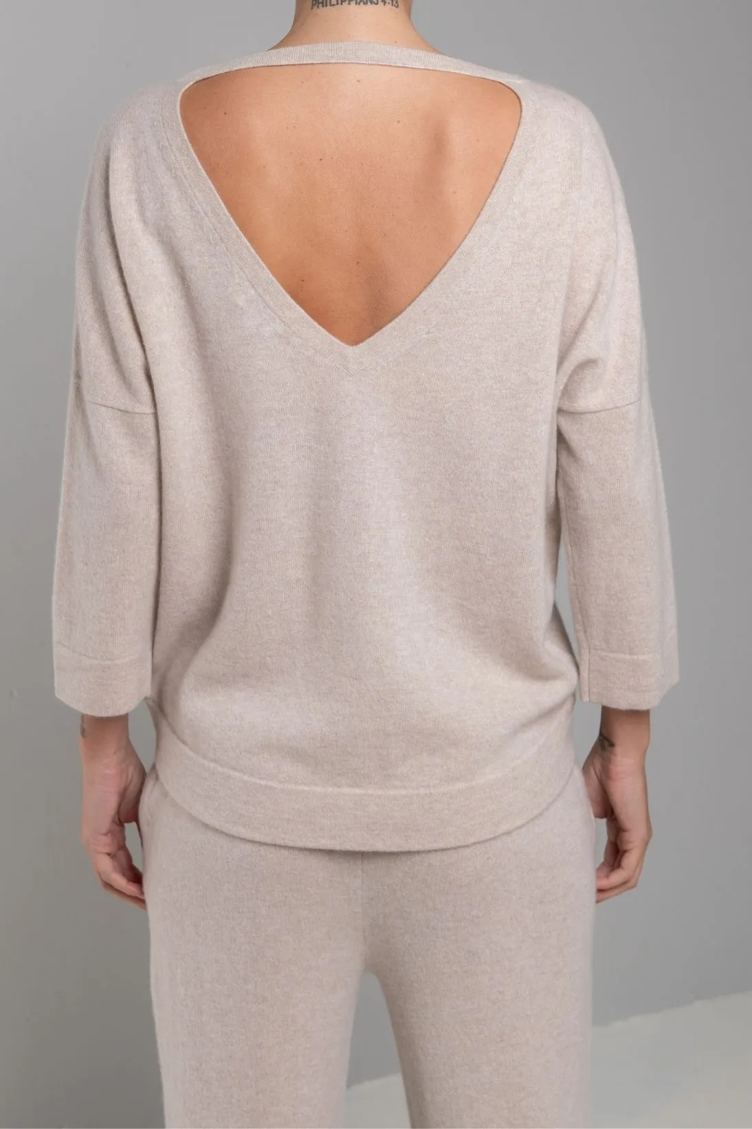 RECYCLED CASHMERE 3/4 SLEEVE V-NECK DOLMAN