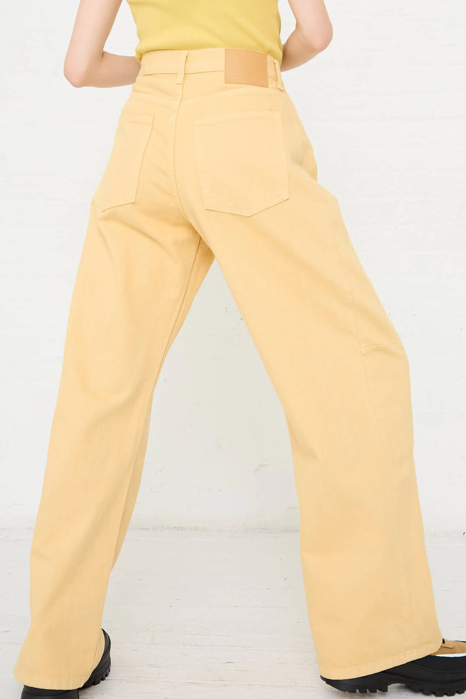 Relaxed Lasso Long Jean in Yellow Overdye