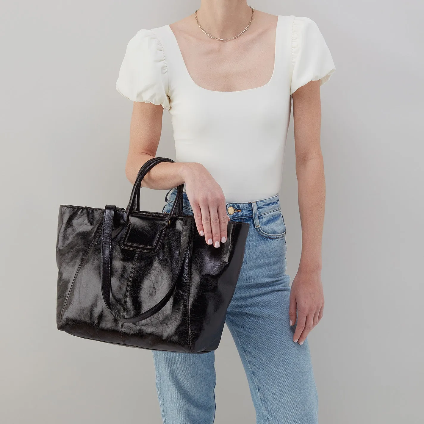 Sheila East-West Tote In Polished Leather - Chocolate