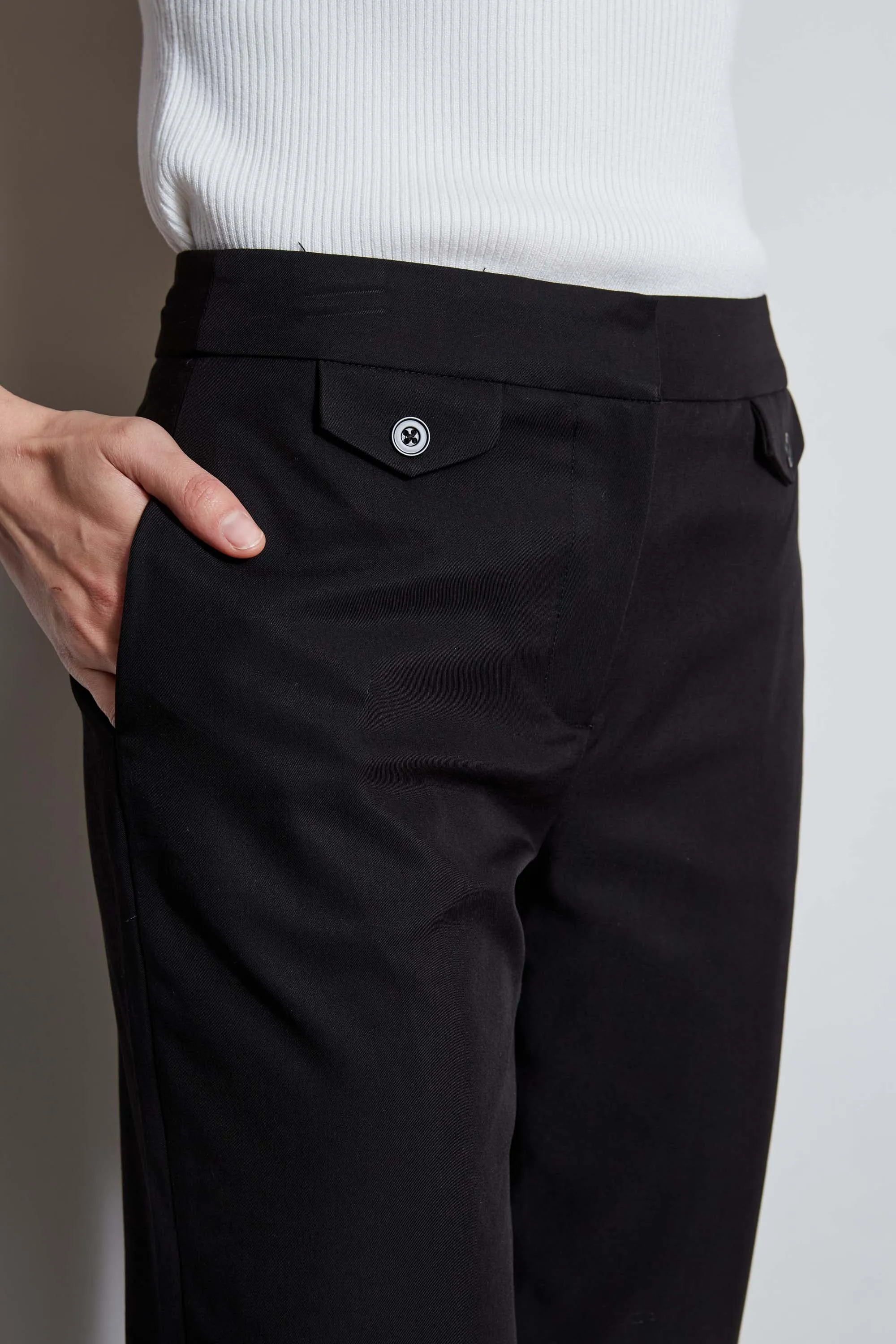 T-Tahari Slim Button Pant