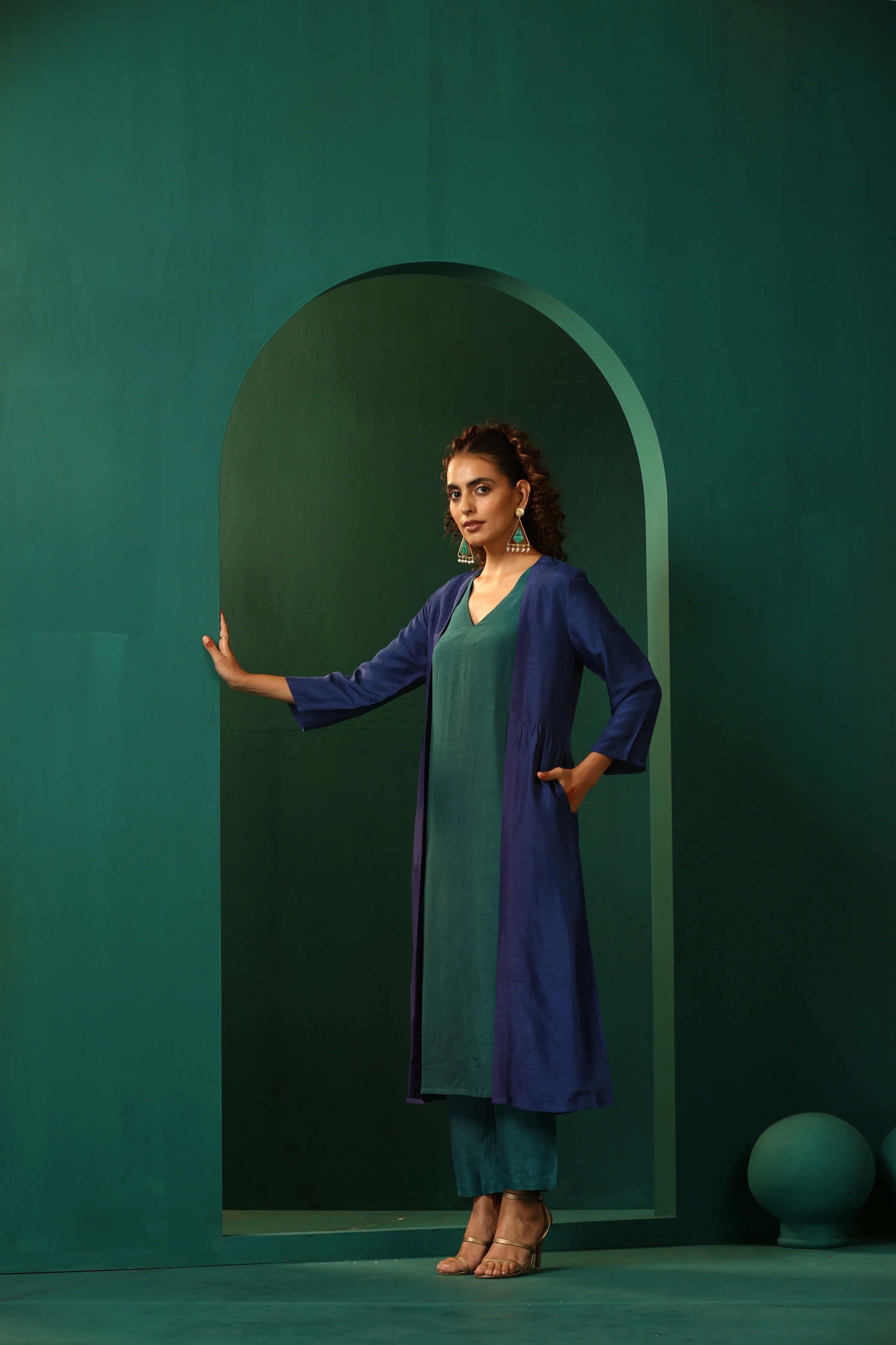 trueBrowns Blue Teal Silk Kurta Jacket Set