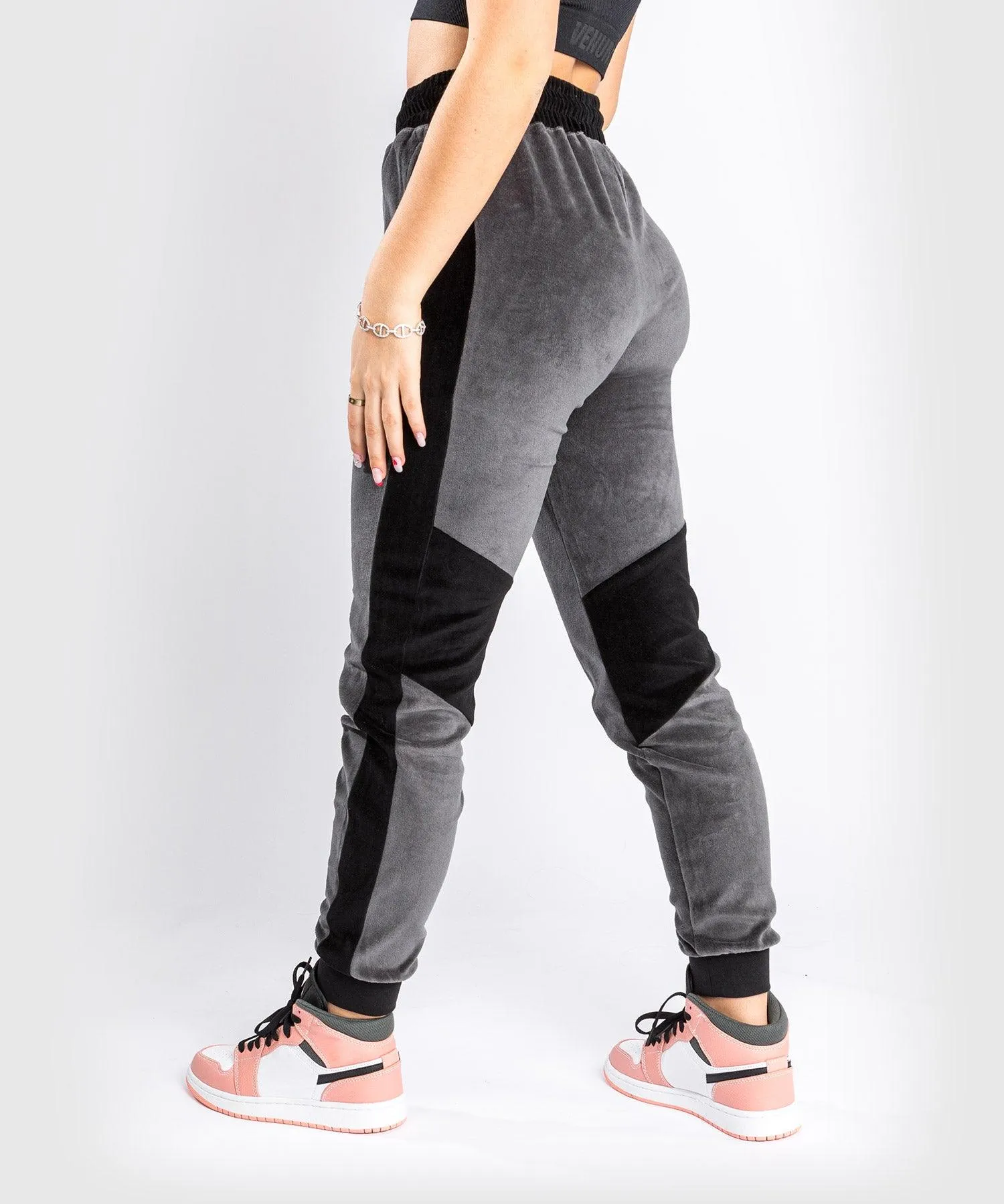 Venum Camoline 2.0 Velvet Joggers - For Women - Grey/Black